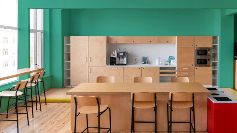 Kitchen Renovation Trends: Colors, Cabinets, and Countertops