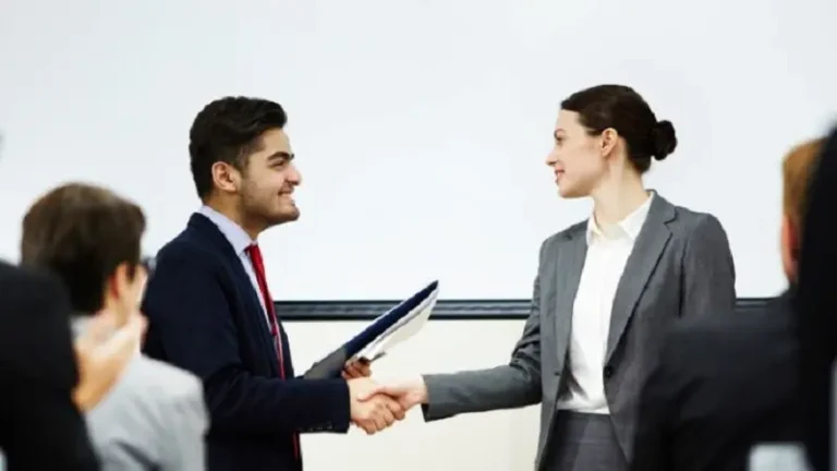 Peer-to-Peer Recognition